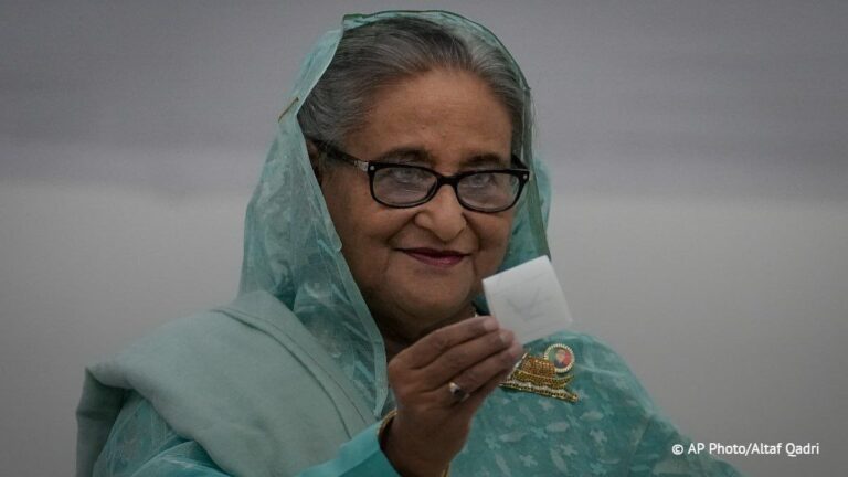 Bangladesh PM Sheikh Hasina flees, army says interim government to be formed