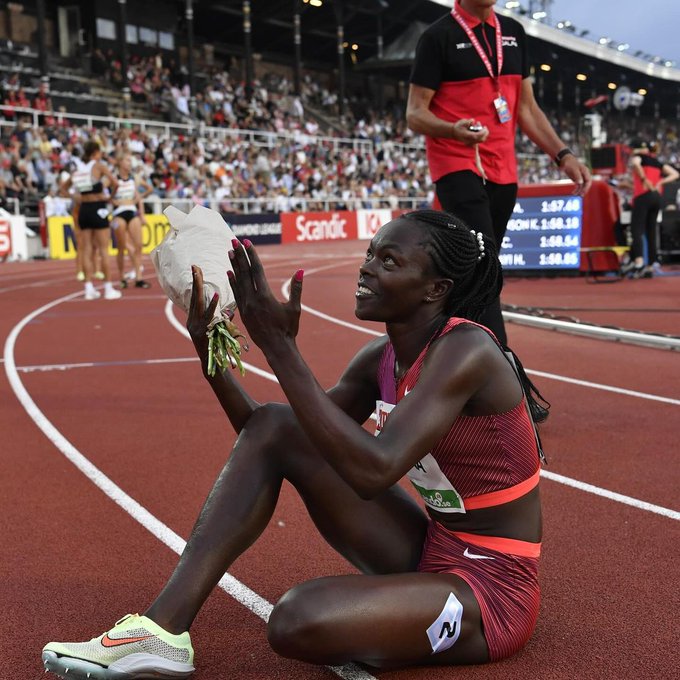 Mary Moraa winning the 800m Wanda Diamond league finals